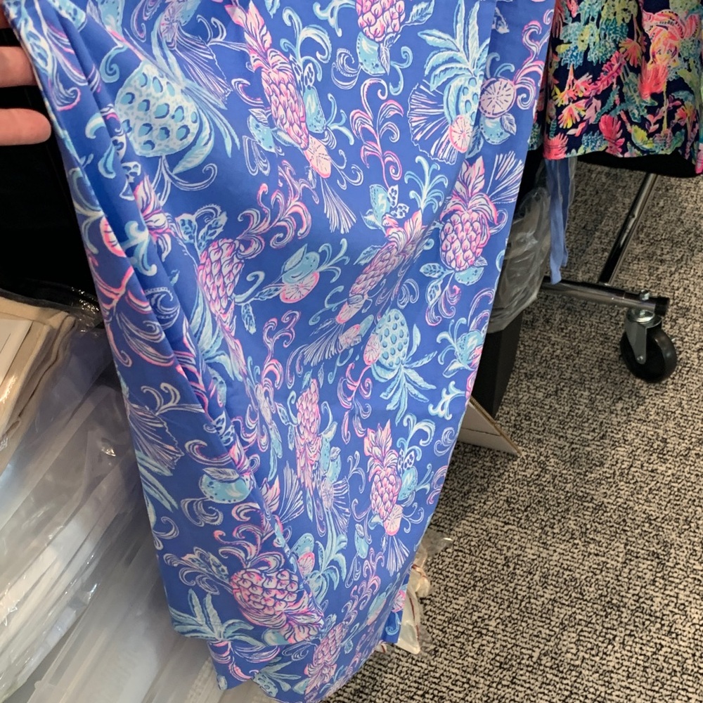 NWT. Lilly Pulitzer Blue Tropical Print Maxi Dress. Large - Picture 6 of 6